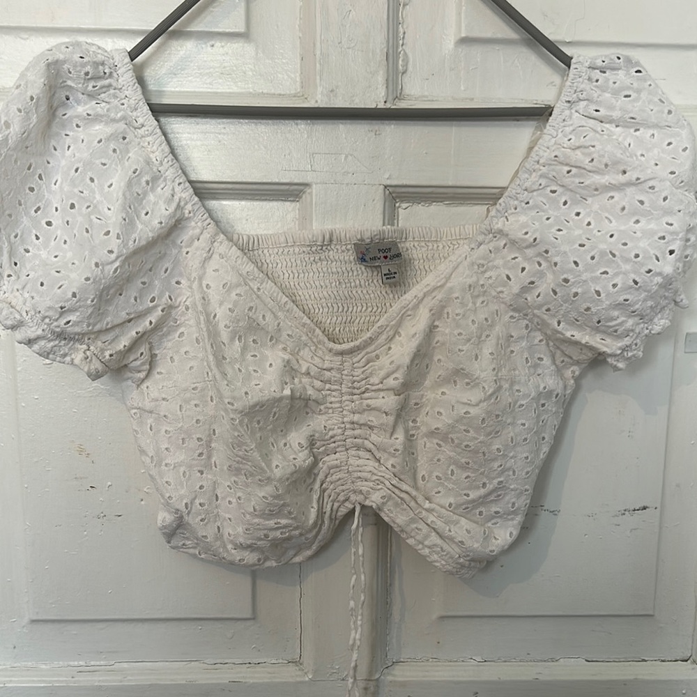 T—White Eyelet Puff Sleeve Top